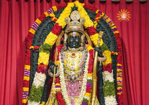 A view of the Divya Shringar of the idol of Lord Ram Lalla on the occasion of Ram Navami, at Ram Janmbhoomi Temple, in Ayodhya on Wednesday.